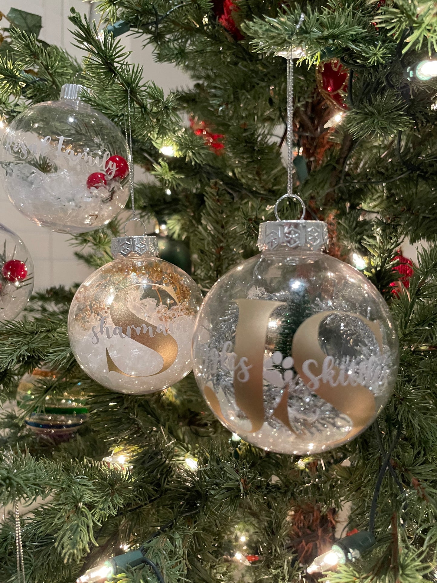 Christmas Ball 4 Set - Personalized